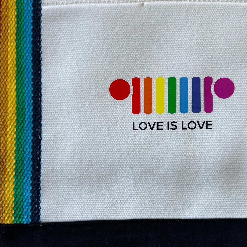 💚💚💚 JEEP 2piece set:Love is Love White w/rainbow color straps CanvasTote Bag - Picture 2 of 8